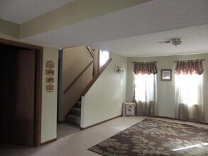 2108 Carrollton Dr in Columbus, OH - Building Photo - Building Photo