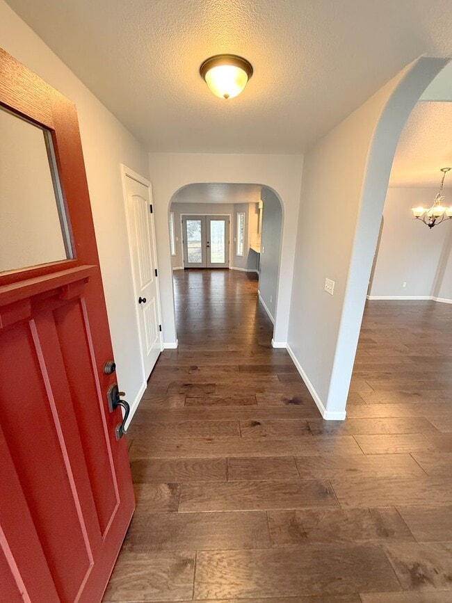 4190 Collier Ln in Klamath Falls, OR - Building Photo - Building Photo