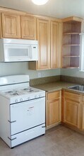 417 E Elmwood Ave in Burbank, CA - Building Photo - Building Photo