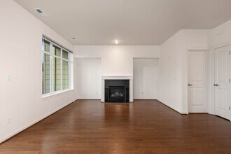 93 Cougar Ridge Rd NW in Issaquah, WA - Building Photo - Building Photo