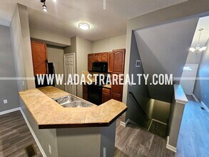 1010 N Findley St in Olathe, KS - Building Photo - Building Photo