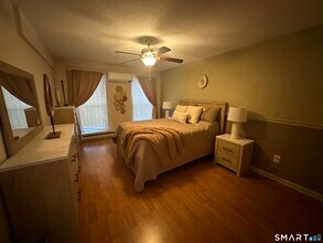 140 Kane St in West Hartford, CT - Building Photo - Building Photo