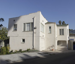 3350 Hamilton Way in Los Angeles, CA - Foto de edificio - Building Photo