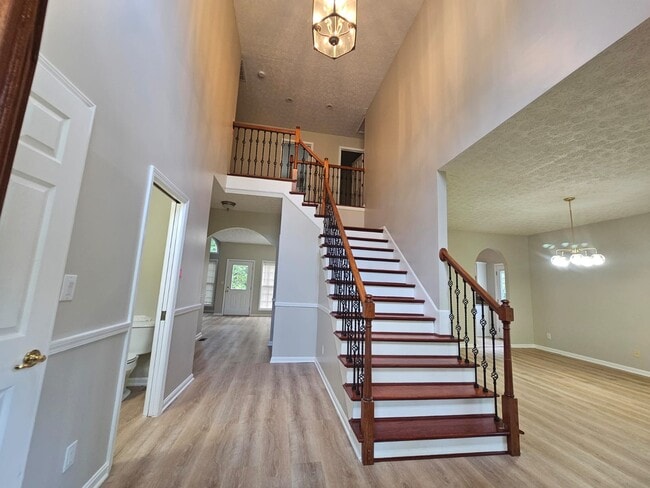 property at 5001 Max Ridge Ct