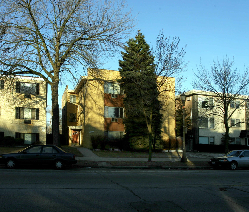 142-144 Asbury Ave in Evanston, IL - Building Photo