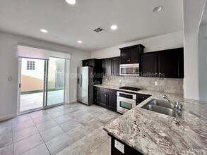 3623 Etchings Way in Clovis, CA - Building Photo - Building Photo