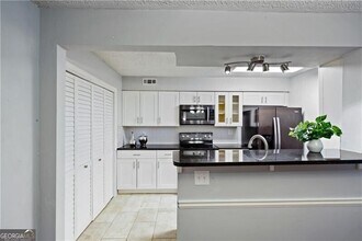 176 Barone Pl NW in Atlanta, GA - Building Photo - Building Photo