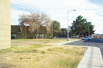 Janice Brooks Bay in Las Vegas, NV - Building Photo - Building Photo