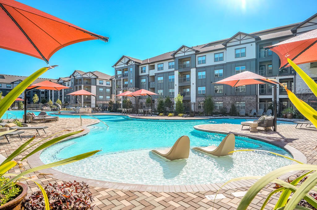 Cendana District West in Richmond, TX - Building Photo