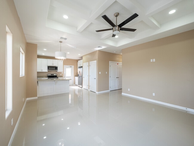 1809 Taft St, Unit Unit # 3 in Weslaco, TX - Foto de edificio - Building Photo