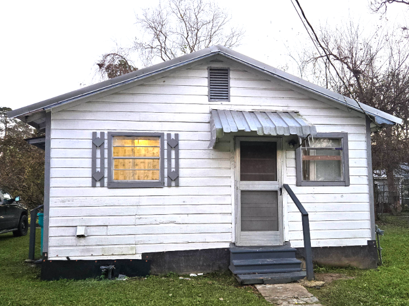 422 Houston St in Opelousas, LA - Building Photo