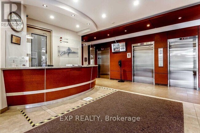 50-850 Kingsbridge Garden Cir in Mississauga, ON - Building Photo - Building Photo