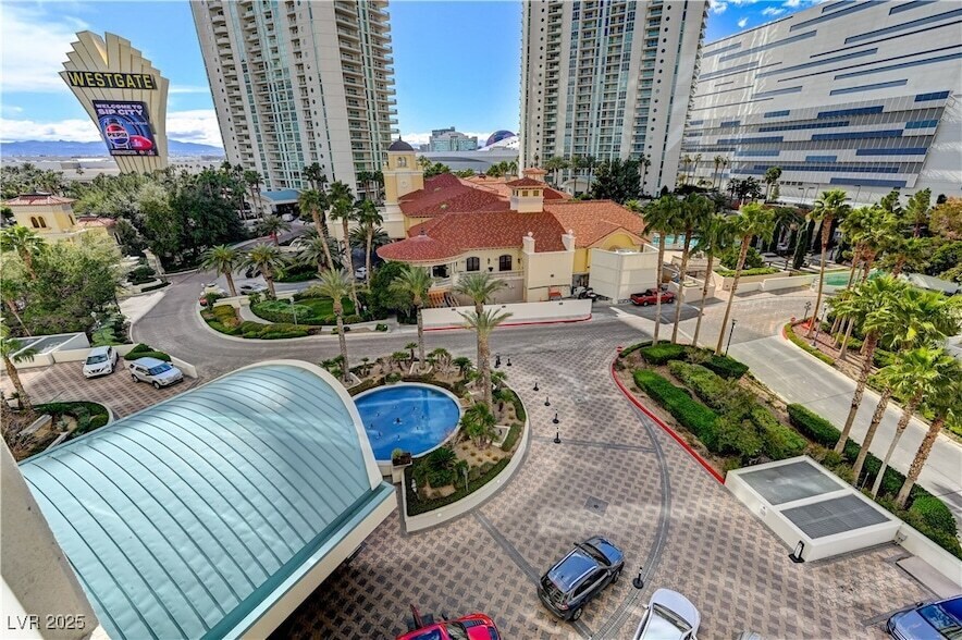 2777 Paradise Rd, Unit 603 in Las Vegas, NV - Building Photo