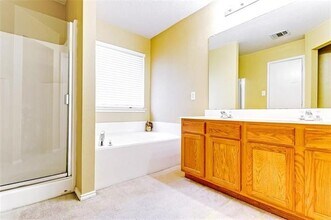 9904 Nixon Dr in McKinney, TX - Building Photo - Building Photo