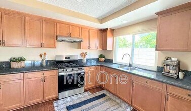 15132 Tungwood St in Westminster, CA - Building Photo - Building Photo