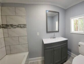 516 E Marion St in Shelby, NC - Building Photo - Building Photo