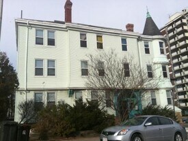 129 Saint Alphonsus St, Unit 2 in Boston, MA - Building Photo