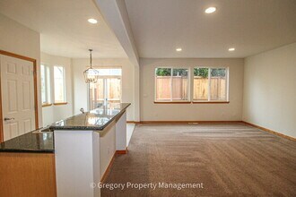 12920 NE 203rd Ct in Woodinville, WA - Building Photo - Building Photo