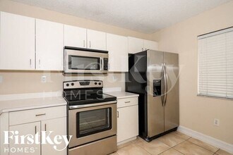 17755 SW 140th Ct in Miami, FL - Building Photo - Building Photo