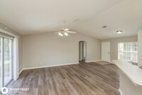 149 Bellbrook St SE in Palm Bay, FL - Building Photo - Building Photo