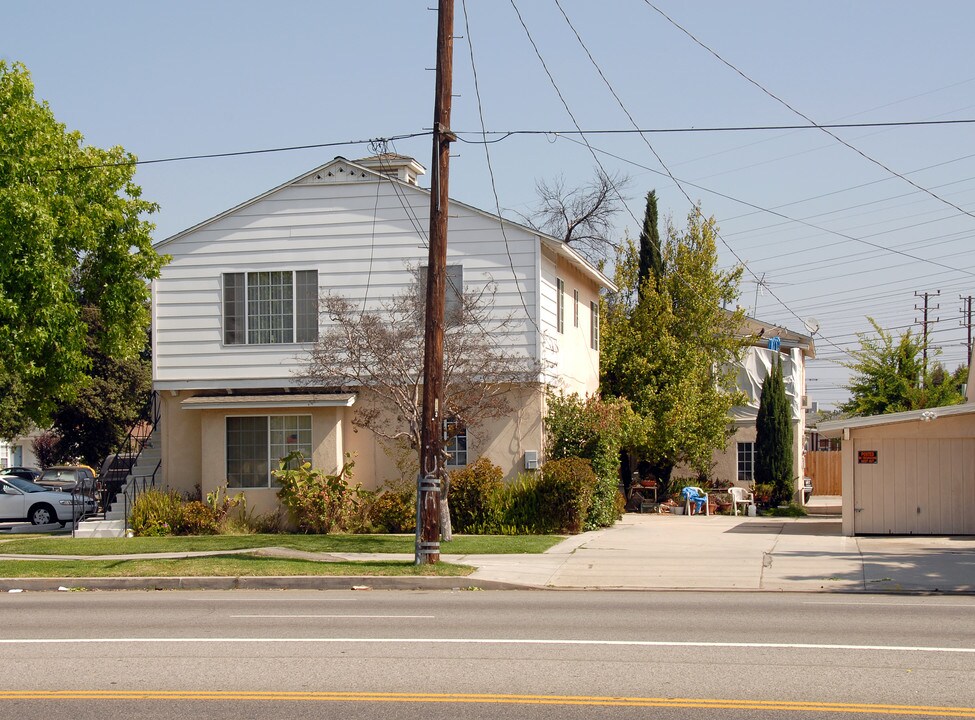 6408 Elmer Ave in North Hollywood, CA - Building Photo