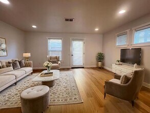 865 Carlisle Way in Sunnyvale, CA - Building Photo - Building Photo
