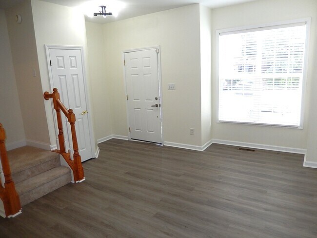 5445 Crabtree Park Ct in Raleigh, NC - Building Photo - Building Photo