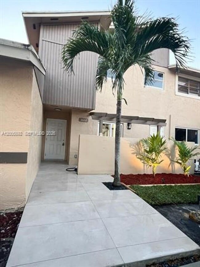 3632 SW 112th Ave in Miami, FL - Building Photo - Building Photo