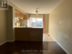 233 Rouge River Dr in Toronto, ON - Building Photo - Building Photo