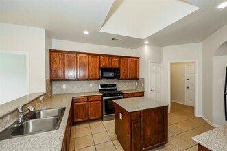 6660 Cascade Canyon Trail in Fort Worth, TX - Building Photo - Building Photo