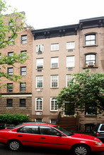 441 W 22nd St in New York, NY - Building Photo - Building Photo