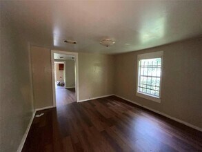 4827 Shreveport Blvd in Houston, TX - Building Photo - Building Photo