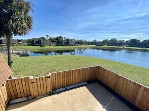 255 Charter Way in West Palm Beach, FL - Building Photo - Building Photo