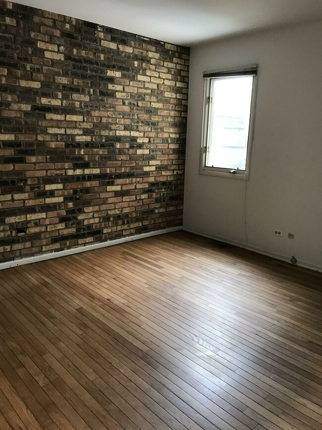 1251 W Belden Ave, Unit 06A in Chicago, IL - Foto de edificio - Building Photo