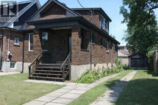 5 Twentieth St in Toronto, ON - Building Photo