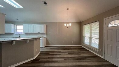 8129 Hulen Park Cir in Fort Worth, TX - Building Photo - Building Photo