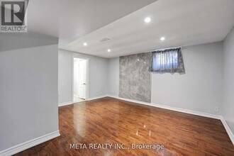53 Beatty Rd in Ajax, ON - Building Photo - Building Photo