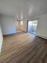 9340 W 49th Ave in Wheat Ridge, CO - Foto de edificio - Building Photo