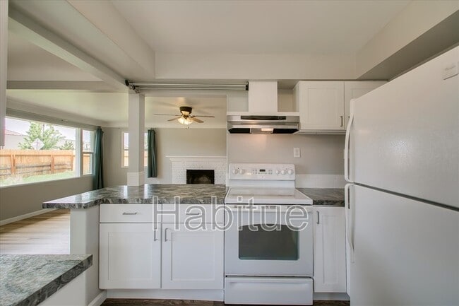property at 1118 S Robert St