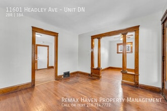 11601 Headley Ave-Unit -Unit DN in Cleveland, OH - Building Photo - Building Photo