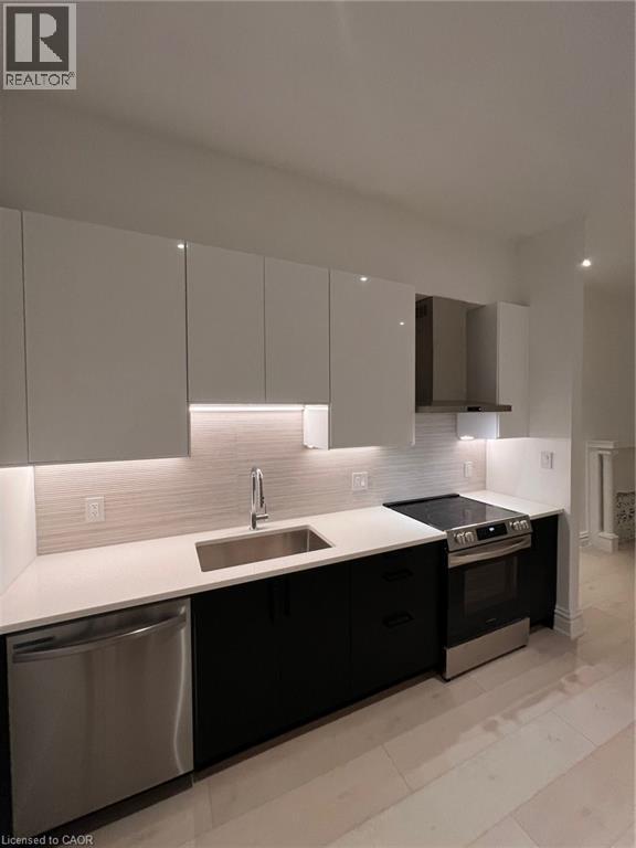 30 Cannon St W in Hamilton, ON - Building Photo - Building Photo