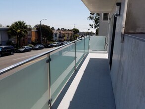 613 Manhattan Beach Blvd, Unit A in Manhattan Beach, CA - Building Photo - Building Photo