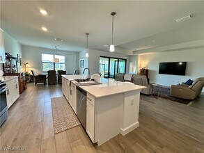 20606 Greenwich Pl in Estero, FL - Building Photo - Building Photo