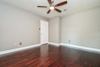 10426 Alcott Dr in Houston, TX - Building Photo - Building Photo