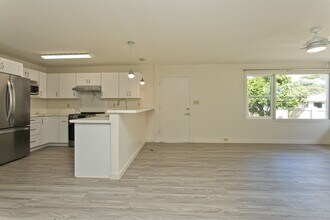 1227 Kaala Ave in Wahiawa, HI - Building Photo - Building Photo