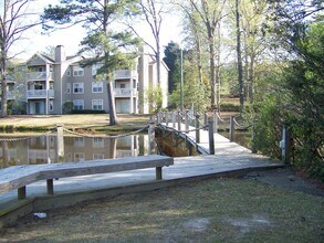 663 Bartons Landing Pl in Fayetteville, NC - Building Photo - Building Photo