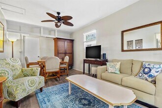 504 Milwaukee Ave in Dunedin, FL - Building Photo - Building Photo
