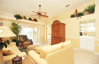 2820 Cypress Trace Cir in Naples, FL - Building Photo - Building Photo