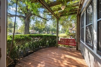 6701 Wildwood Way in Houston, TX - Building Photo - Building Photo