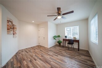 803 E 89th St in Los Angeles, CA - Building Photo - Building Photo